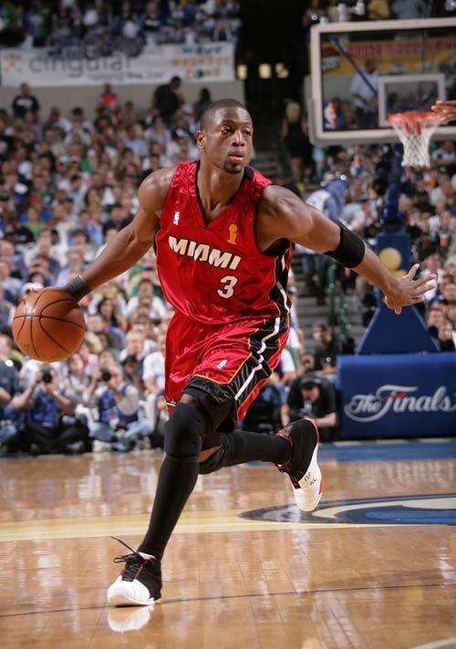 牌创始人把 牌创始人把