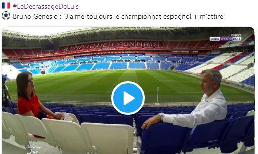 门正式向我 门正式向我