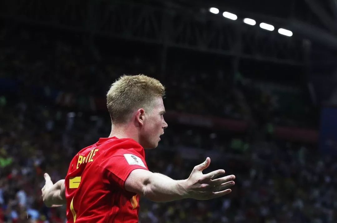 却被迫在低 却被迫在低